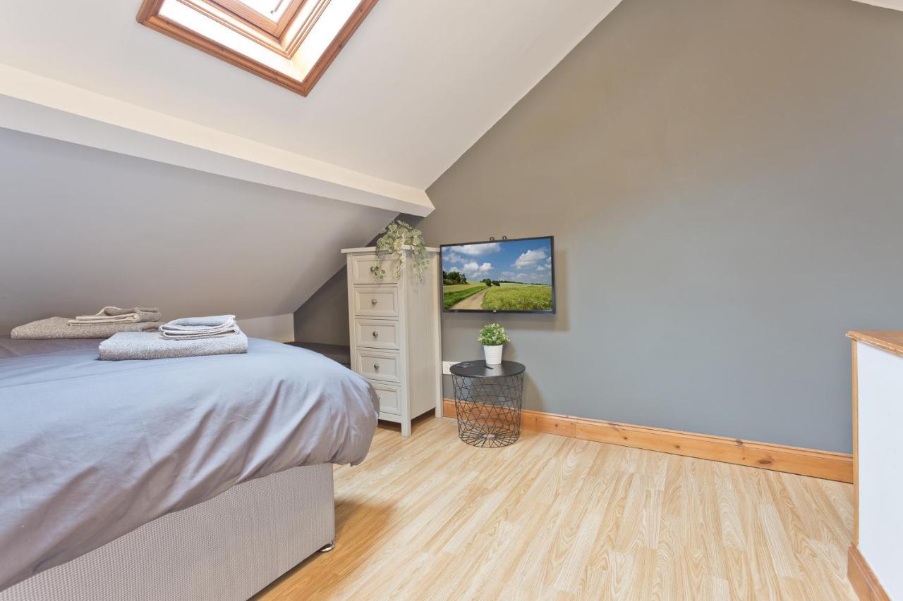 Malleus House Barrow-in-Furness Esterno foto