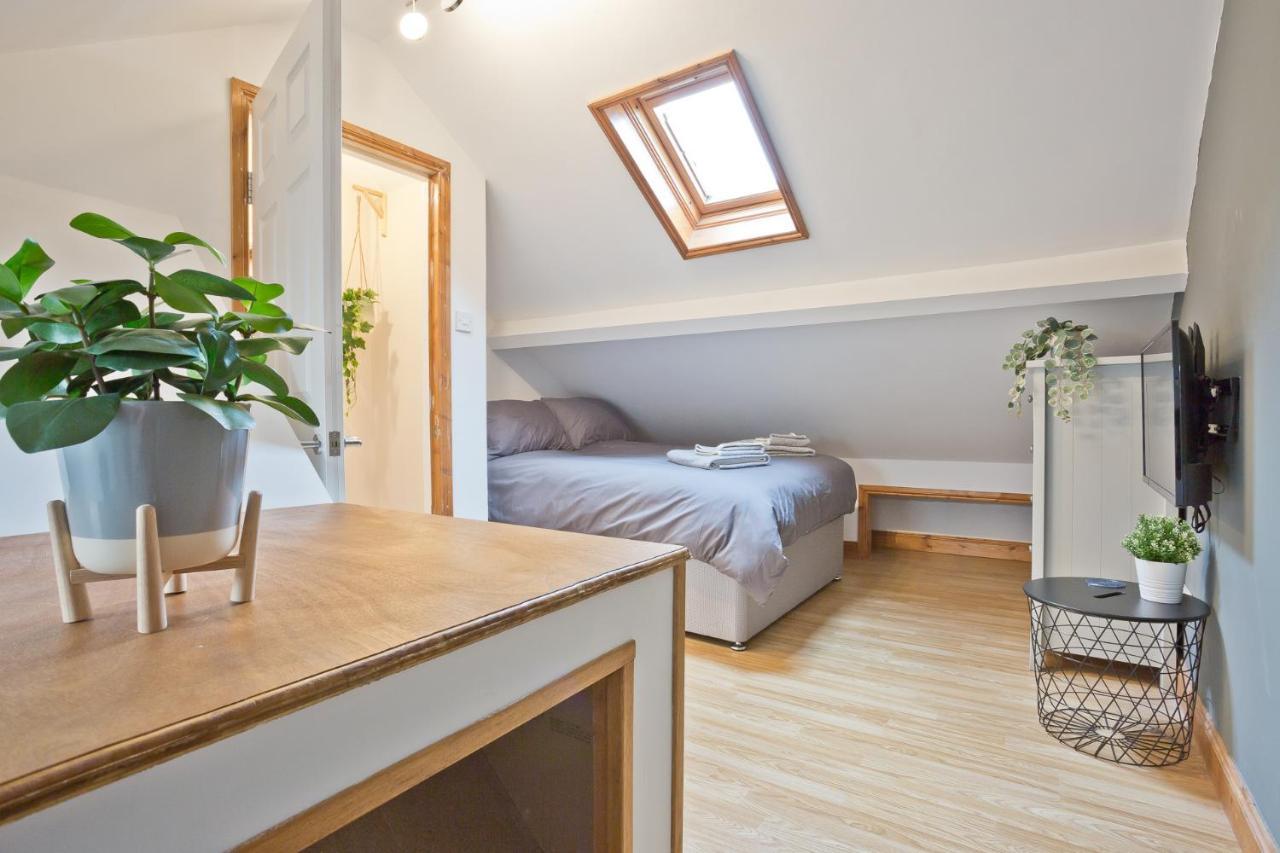 Malleus House Barrow-in-Furness Esterno foto