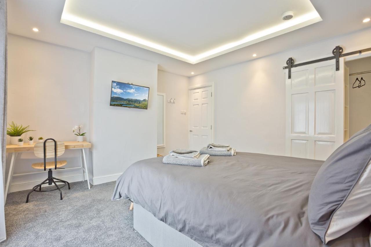 Malleus House Barrow-in-Furness Esterno foto